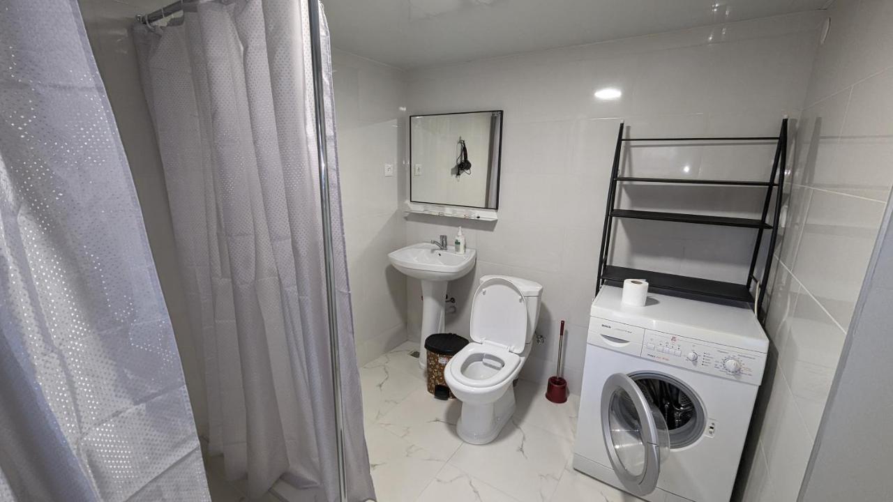 White Orchid Hotel มซเคทา ภายนอก รูปภาพ